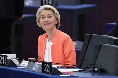 Von der Leyen invokes ‘call of history’ as she backs EU membership for Ukraine